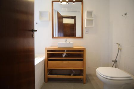 Apartamento à venda com 92m², 2 quartos e 1 vagaBanheiro