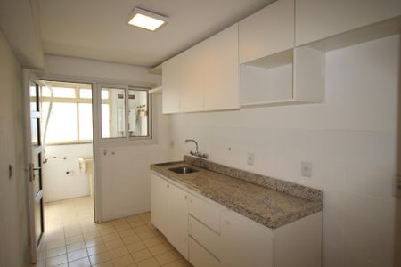Apartamento à venda com 92m², 2 quartos e 1 vagaCozinha