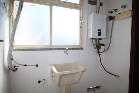 Apartamento à venda com 92m², 2 quartos e 1 vagaÁrea de Serviço