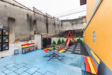 Casa de condomínio à venda com 125m², 2 quartos e 1 vagaPlayground