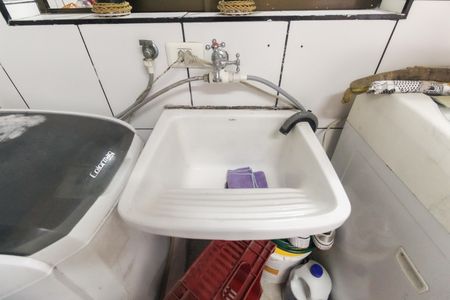 Casa de condomínio à venda com 125m², 2 quartos e 1 vagaÁrea de Serviço