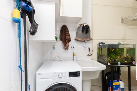 Casa de condomínio à venda com 70m², 2 quartos e 2 vagasÁrea de Serviço