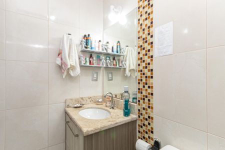 Casa de condomínio à venda com 70m², 2 quartos e 2 vagasBanheiro da Suíte 2