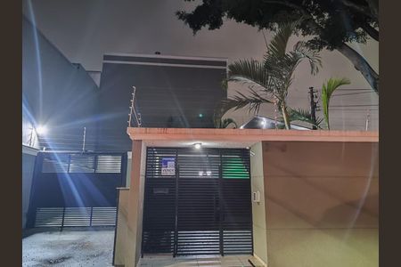 Casa de condomínio à venda com 70m², 2 quartos e 2 vagasFachada