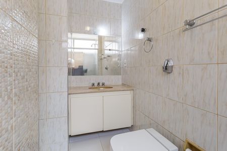 Apartamento para alugar com 116m², 3 quartos e 1 vagaBanheiro da Suíte