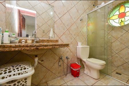 Apartamento à venda com 181m², 4 quartos e 2 vagas Apartamento à venda com 181m², 4 quartos e 2 vagasBanheiro Suíte