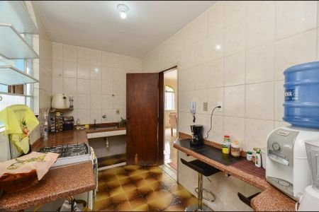Apartamento à venda com 181m², 4 quartos e 2 vagas Apartamento à venda com 181m², 4 quartos e 2 vagasCozinha
