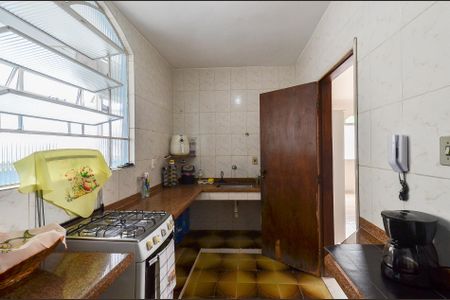 Apartamento à venda com 181m², 4 quartos e 2 vagas Apartamento à venda com 181m², 4 quartos e 2 vagasCozinha