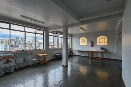 Apartamento à venda com 181m², 4 quartos e 2 vagas Apartamento à venda com 181m², 4 quartos e 2 vagasÁrea comum