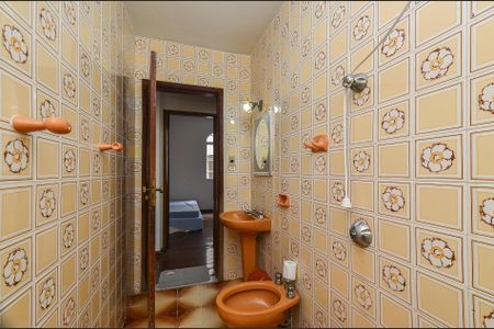 Apartamento à venda com 181m², 4 quartos e 2 vagas Apartamento à venda com 181m², 4 quartos e 2 vagasBanheiro Social