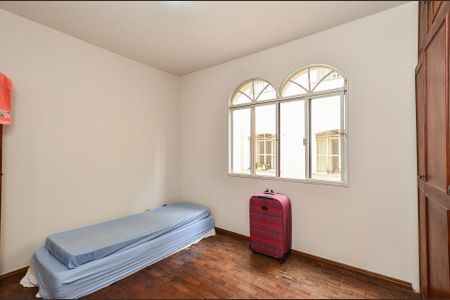 Apartamento à venda com 181m², 4 quartos e 2 vagas Apartamento à venda com 181m², 4 quartos e 2 vagasQuarto 2