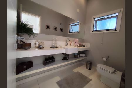 Casa de condomínio para alugar com 400m², 5 quartos e 4 vagasBanheiro