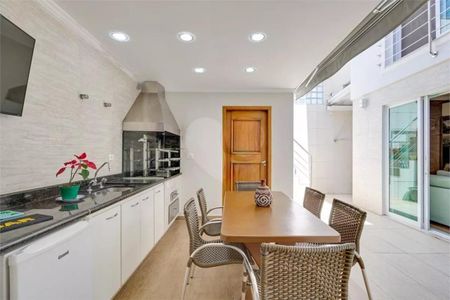 Casa à venda com 260m², 6 quartos e 4 vagasFoto 23