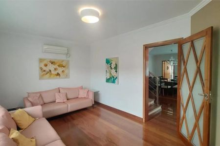 Casa à venda com 260m², 6 quartos e 4 vagasFoto 04