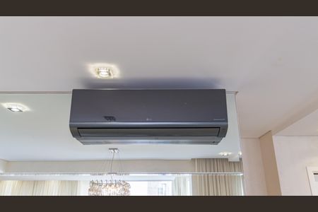 Apartamento à venda com 177m², 3 quartos e 4 vagas Apartamento à venda com 177m², 3 quartos e 4 vagasDetalhe - Sala de Jantar