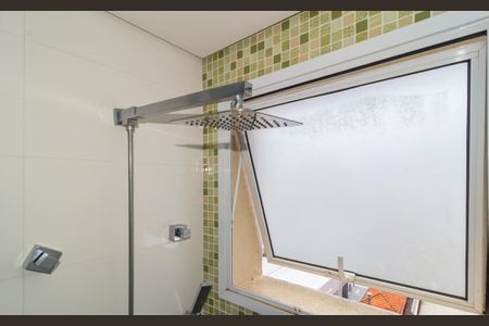 Apartamento à venda com 177m², 3 quartos e 4 vagas Apartamento à venda com 177m², 3 quartos e 4 vagasDetalhe Banheiro - Social