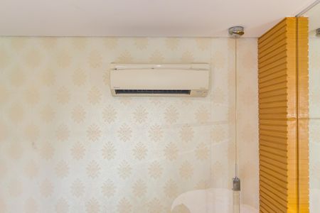 Apartamento à venda com 177m², 3 quartos e 4 vagas Apartamento à venda com 177m², 3 quartos e 4 vagasDetalhe - Suíte 2