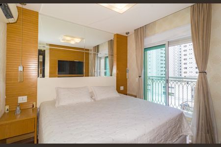 Apartamento à venda com 177m², 3 quartos e 4 vagas Apartamento à venda com 177m², 3 quartos e 4 vagasSuíte 2