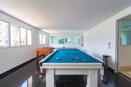 Apartamento à venda com 177m², 3 quartos e 4 vagas Apartamento à venda com 177m², 3 quartos e 4 vagasSalão de jogos