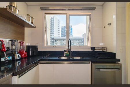 Apartamento à venda com 177m², 3 quartos e 4 vagas Apartamento à venda com 177m², 3 quartos e 4 vagasCozinha