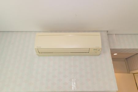 Apartamento à venda com 177m², 3 quartos e 4 vagas Apartamento à venda com 177m², 3 quartos e 4 vagasDetalhe - Suíte 1