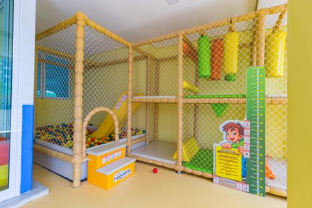 Apartamento à venda com 177m², 3 quartos e 4 vagas Apartamento à venda com 177m², 3 quartos e 4 vagasBrinquedoteca