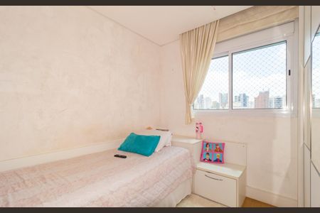 Apartamento à venda com 177m², 3 quartos e 4 vagas Apartamento à venda com 177m², 3 quartos e 4 vagasQuarto