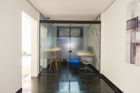 Apartamento à venda com 177m², 3 quartos e 4 vagas Apartamento à venda com 177m², 3 quartos e 4 vagasCoworking