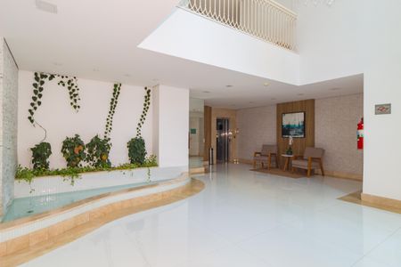 Apartamento à venda com 177m², 3 quartos e 4 vagas Apartamento à venda com 177m², 3 quartos e 4 vagasHall social