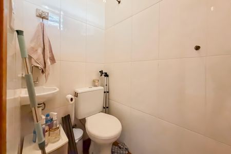 Casa para alugar com 100m², 5 quartos e 1 vaga Casa para alugar com 100m², 5 quartos e 1 vagaQuarto 5 - Banheiro