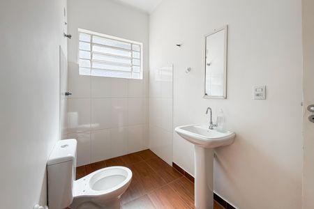 Casa para alugar com 100m², 5 quartos e 1 vaga Casa para alugar com 100m², 5 quartos e 1 vagaBanheiro Corredor