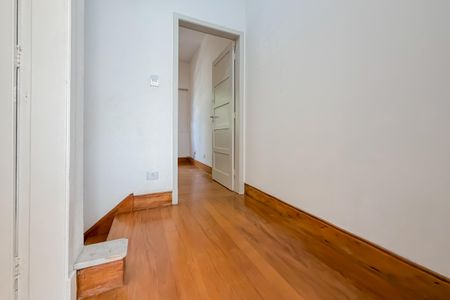 Casa para alugar com 100m², 5 quartos e 1 vaga Casa para alugar com 100m², 5 quartos e 1 vagaPiso Superior