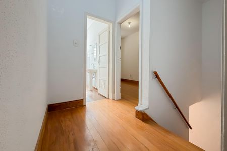 Casa para alugar com 100m², 5 quartos e 1 vaga Casa para alugar com 100m², 5 quartos e 1 vagaPiso Superior
