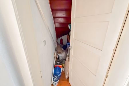 Casa para alugar com 100m², 5 quartos e 1 vaga Casa para alugar com 100m², 5 quartos e 1 vagaDepósito