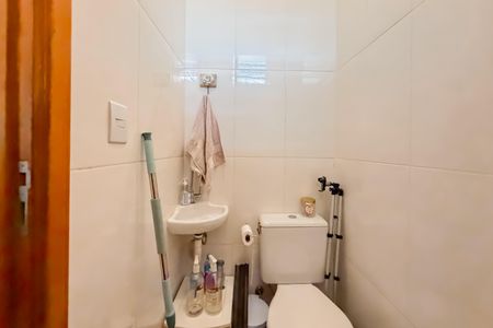 Casa para alugar com 100m², 5 quartos e 1 vaga Casa para alugar com 100m², 5 quartos e 1 vagaQuarto 5 - Banheiro