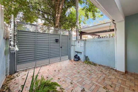 Casa para alugar com 100m², 5 quartos e 1 vaga Casa para alugar com 100m², 5 quartos e 1 vagaGaragem