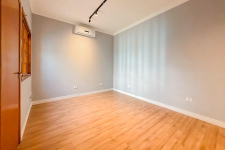 Casa para alugar com 100m², 5 quartos e 1 vaga Casa para alugar com 100m², 5 quartos e 1 vagaQuarto 5