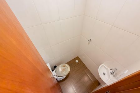 Casa para alugar com 100m², 5 quartos e 1 vaga Casa para alugar com 100m², 5 quartos e 1 vagaQuarto 4 - Banheiro