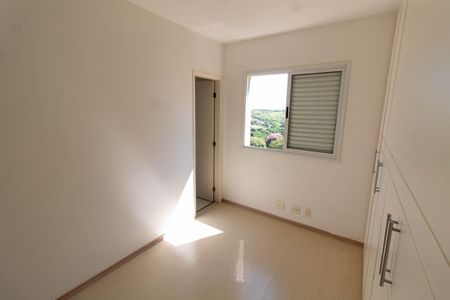 Apartamento à venda com 135m², 3 quartos e 3 vagasSUITE 2