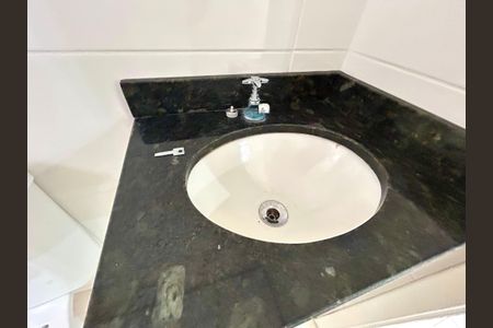 Apartamento para alugar com 47m², 2 quartos e 1 vagaBanheiro 