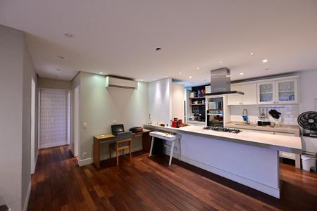 Apartamento à venda com 115m², 3 quartos e 2 vagasSala