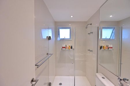 Apartamento à venda com 115m², 3 quartos e 2 vagasBanheiro da Suite 1