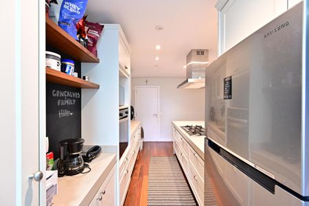 Apartamento à venda com 115m², 3 quartos e 2 vagasCozinha