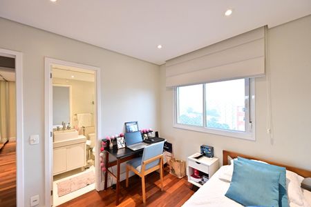 Apartamento à venda com 115m², 3 quartos e 2 vagasSuite 2