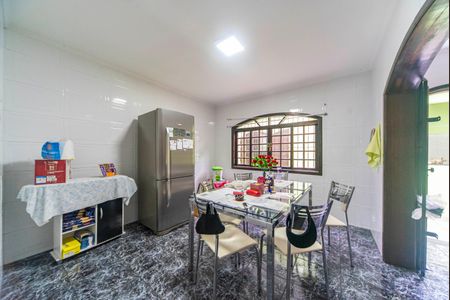 Casa à venda com 191m², 3 quartos e 5 vagasCopa