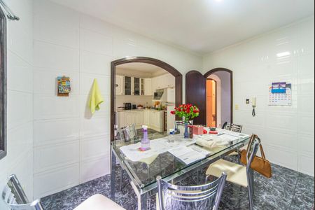 Casa à venda com 191m², 3 quartos e 5 vagasCopa
