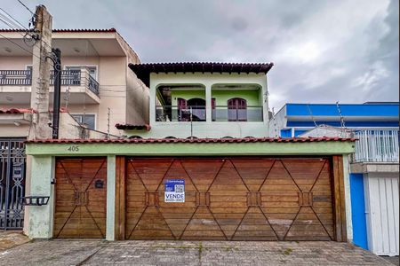 Casa à venda com 191m², 3 quartos e 5 vagasFachada