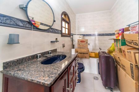 Casa à venda com 191m², 3 quartos e 5 vagasBanheiro do Quarto 3