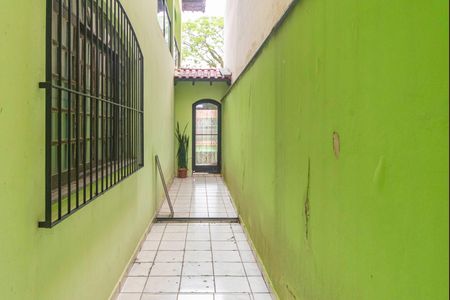 Casa à venda com 191m², 3 quartos e 5 vagasCorredor Externo