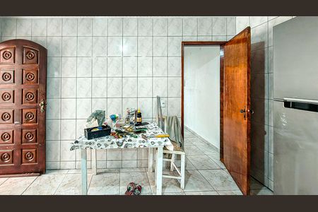 Cozinha de casa para alugar com 1 quarto, 80m² em Vila Progresso (zona Sul), São Paulo